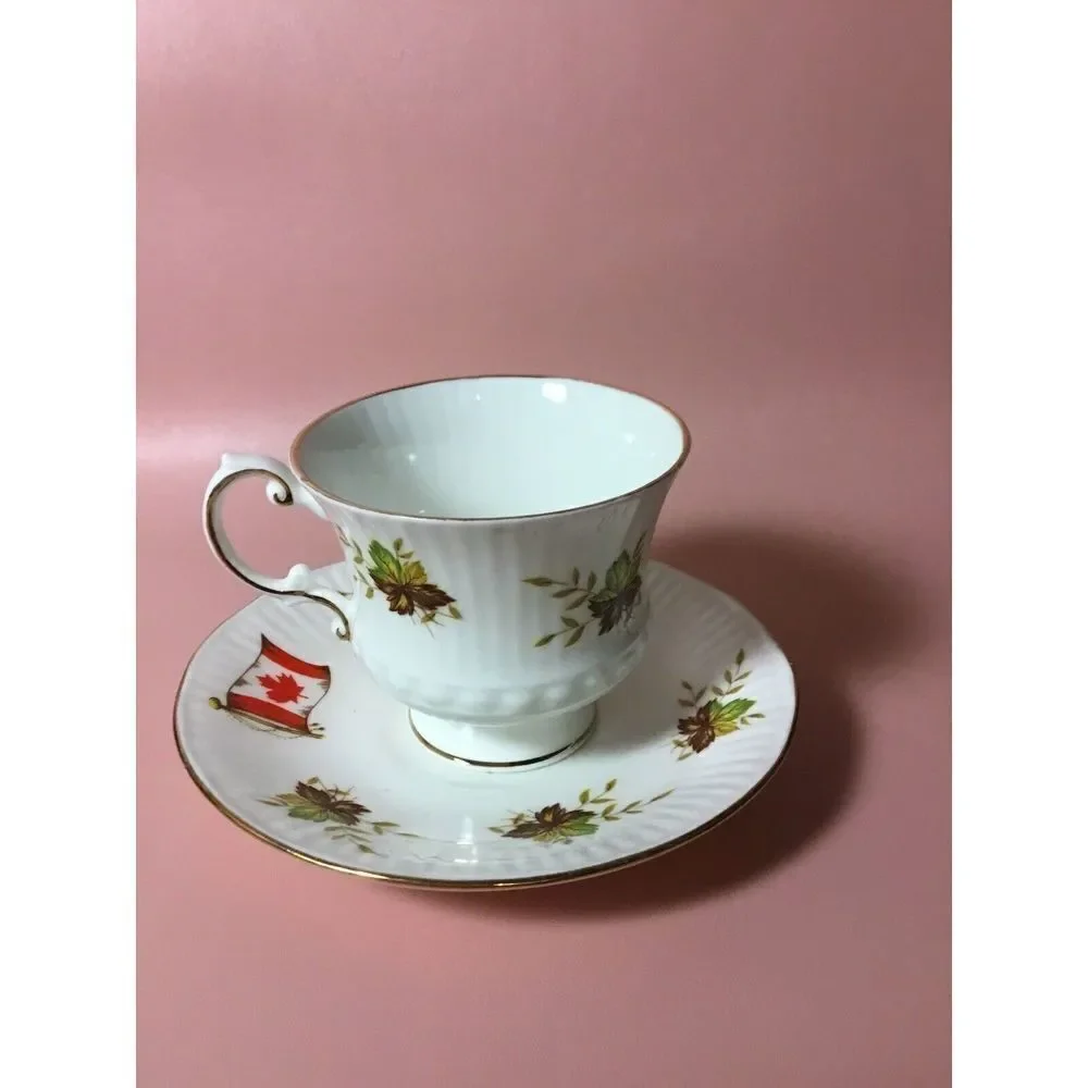 Elizabethan Tea Set Fine Bone‎ China Canada Symbols Tea Cup & Saucer
